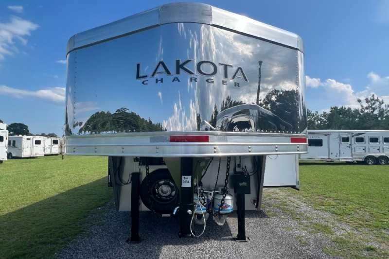 2024 Lakota Charger 8411RKGLQ 4 Horse Trailer with 11′ Short Wall - Image 3
