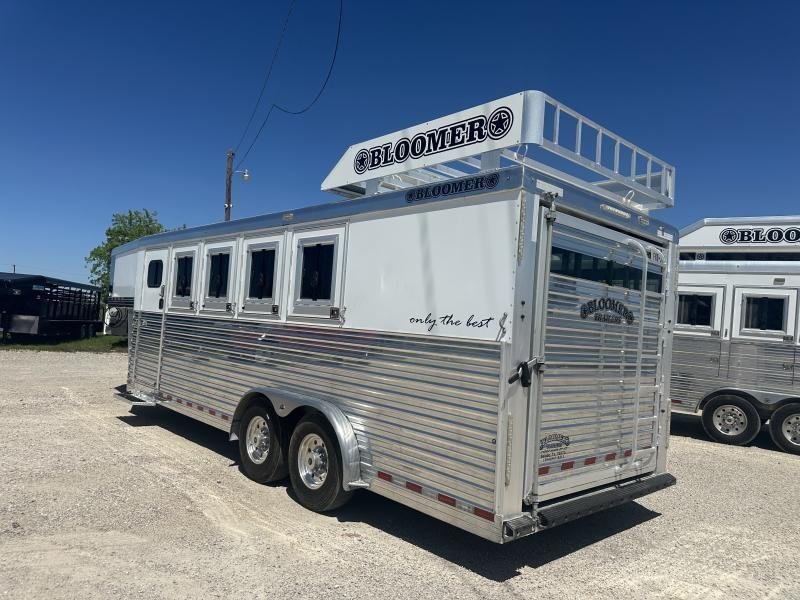2020 Bloomer 4 Horse Stock Combo Trainer Tack Horse Trailer - Image 5