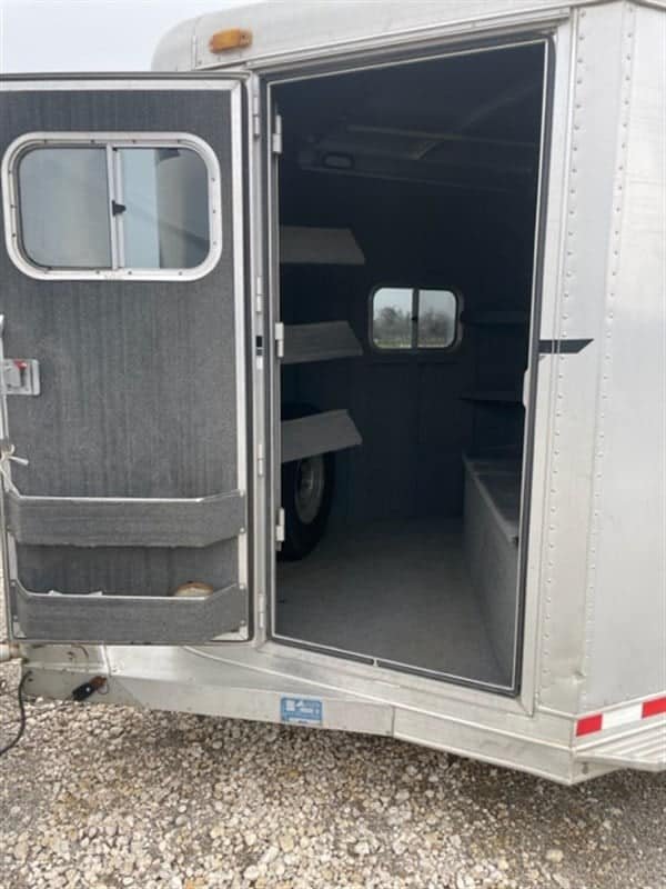 1999 Elite Custom 3 Horse Trailer - Image 12