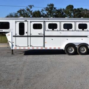 Used 2005 Sundowner 4HGN 4 Horse Trailer